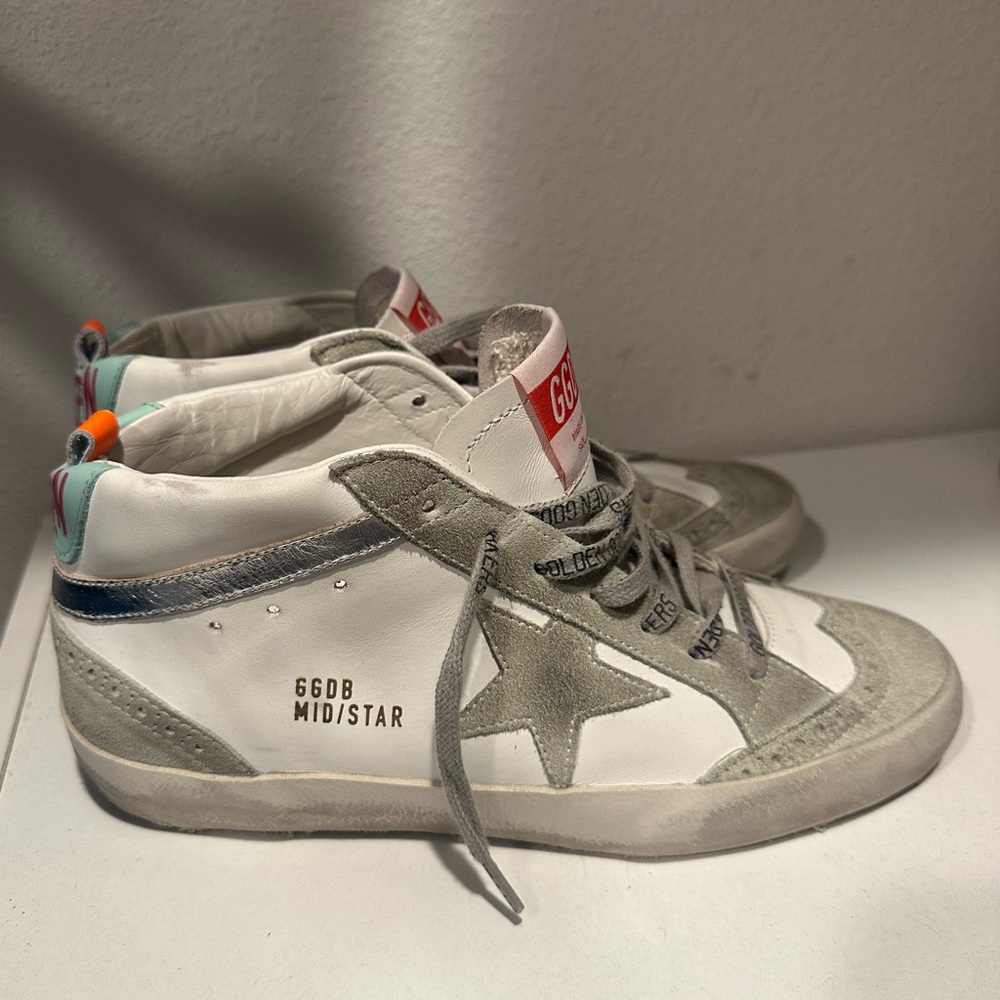 BNIB Golden Goose Mid Star Sneakers